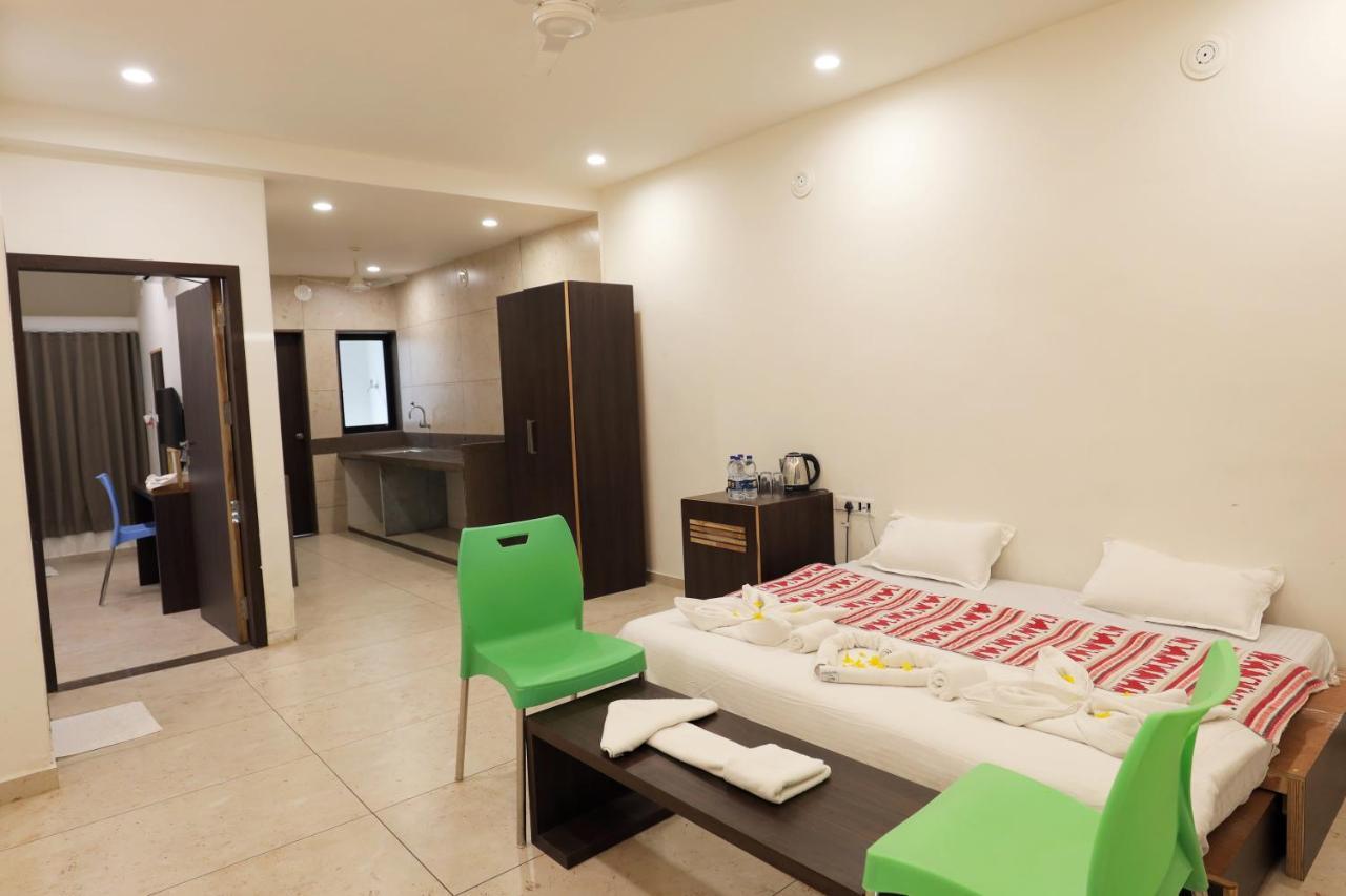 Leena Resort Garudeshwar エクステリア 写真